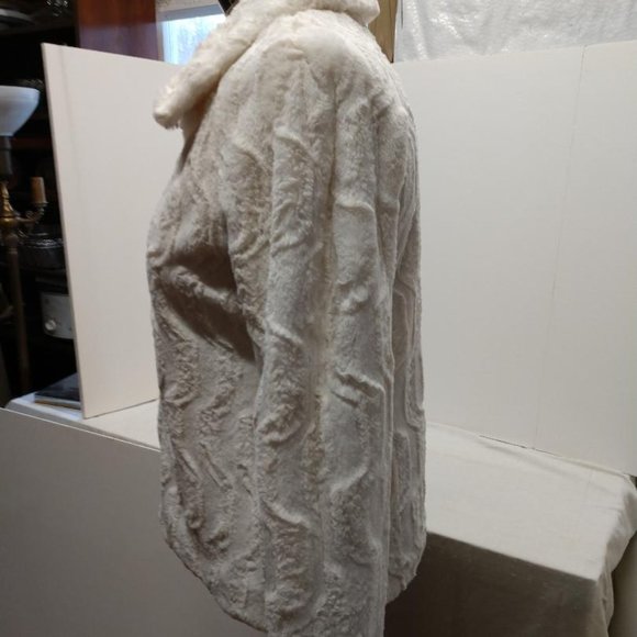 Laura Ashley White Faux White Fur Jacket - Small - Picture 6 of 10